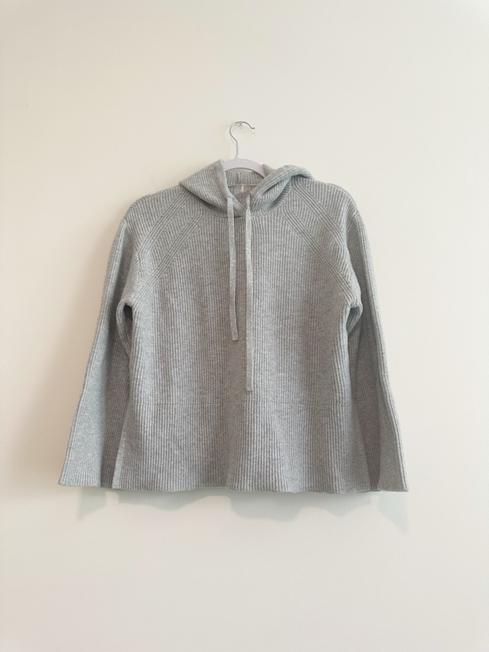 Cozy Refined Light Gray Ribbed Hooded Sweater